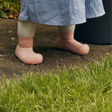 Load image into Gallery viewer, Aqua Shoes - Baby Shell Pink